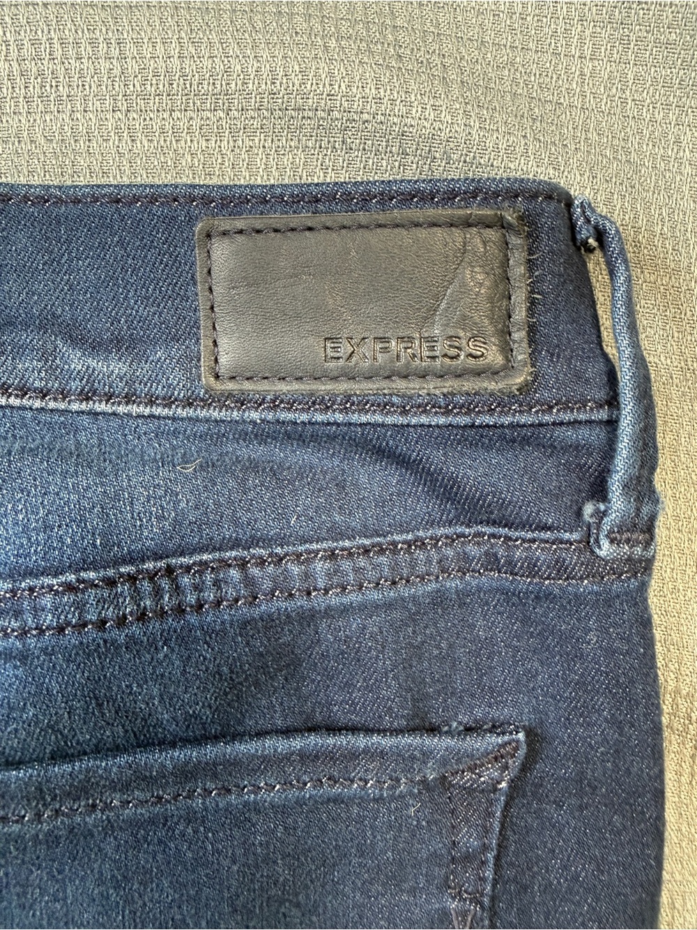 Express Super Soft Stretch+ Bell Flare Dark Wash Blue Women's Jeans - Picture 10 of 10